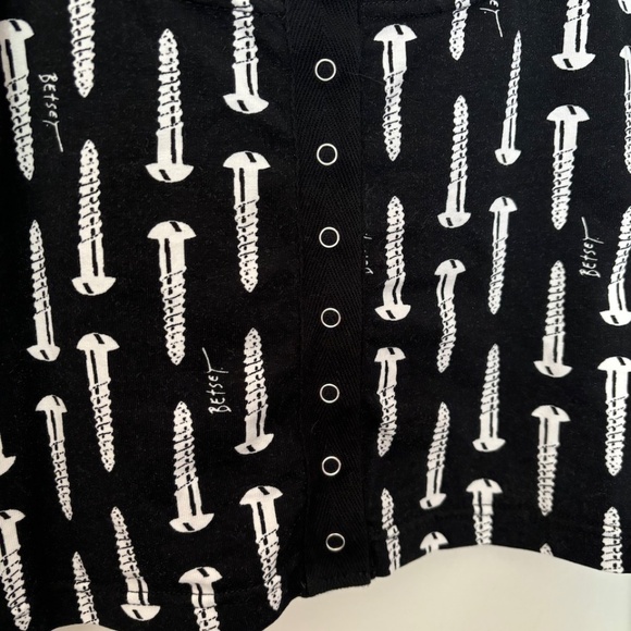 Betsey Johnson - XL- Lycra Snap Up Puff Shoulder Long Sleeve Crop Shirt - Picture 2 of 5